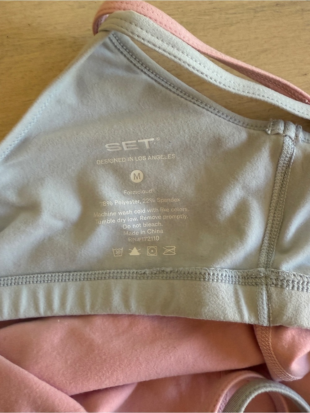 Set active formcloud pipe leggings and cloud training cami in blush - Picture 9 of 9